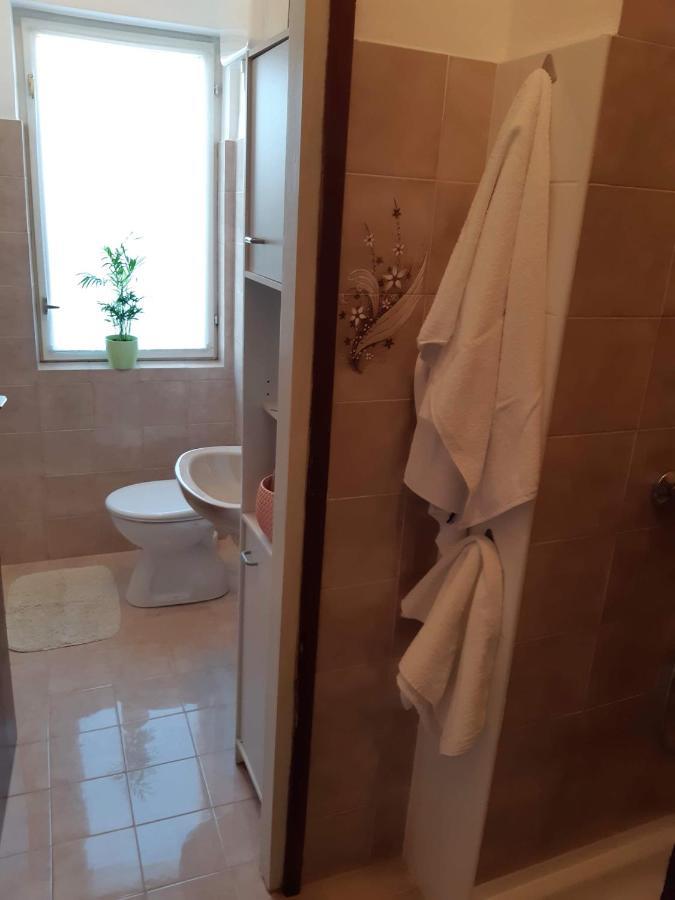 Near Centar For 2+1 At Pula, With Garden And Free Parking * Pula