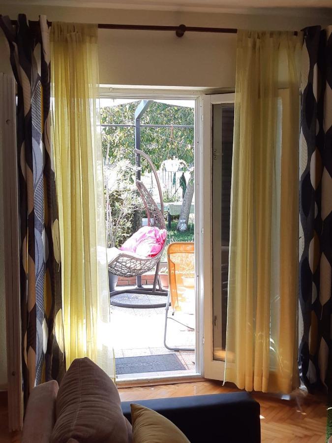 Near Centar For 2+1 At Pula, With Garden And Free Parking Pula