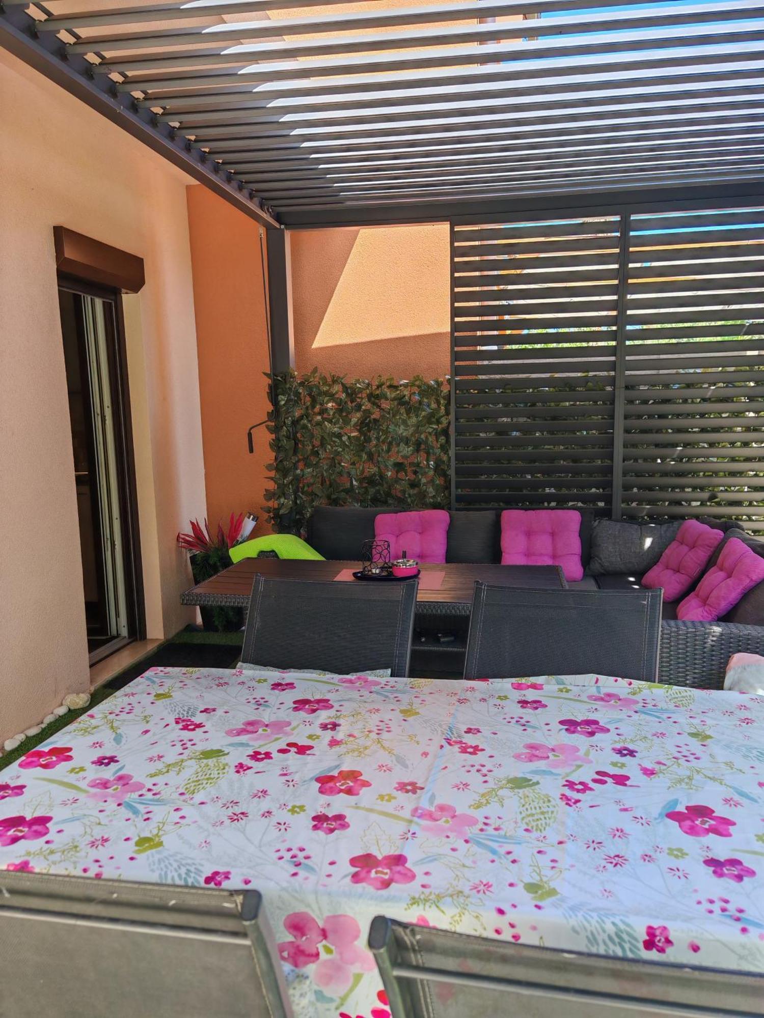 Apartment Near Centar For 2+1 At Pula, With Garden And Free Parking Pula